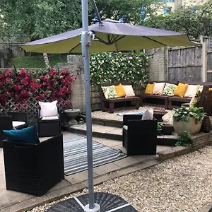  Holiday home Holloway House